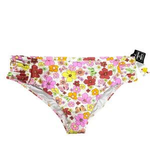 California Waves FLORAL FLUTTER WHITE MULTI Plus Size Swim Bottom, US 1 (16/18)
